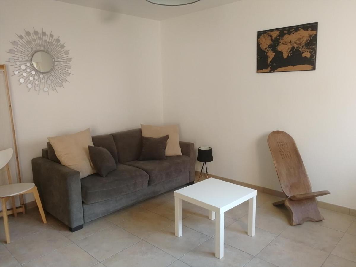 Studio Climatise Dans Residence Avec Piscine Et Tennis Hyères Exterior foto