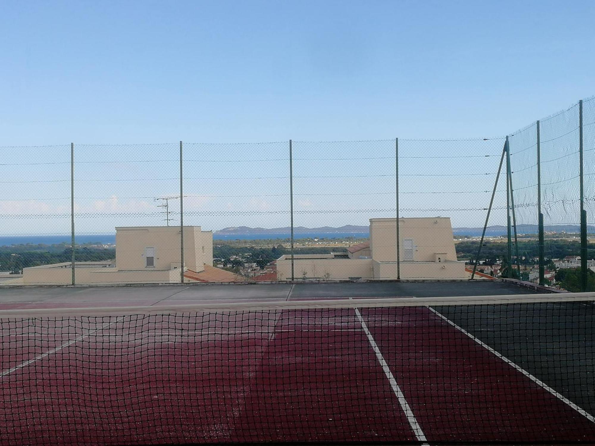 Studio Climatise Dans Residence Avec Piscine Et Tennis Hyères Exterior foto