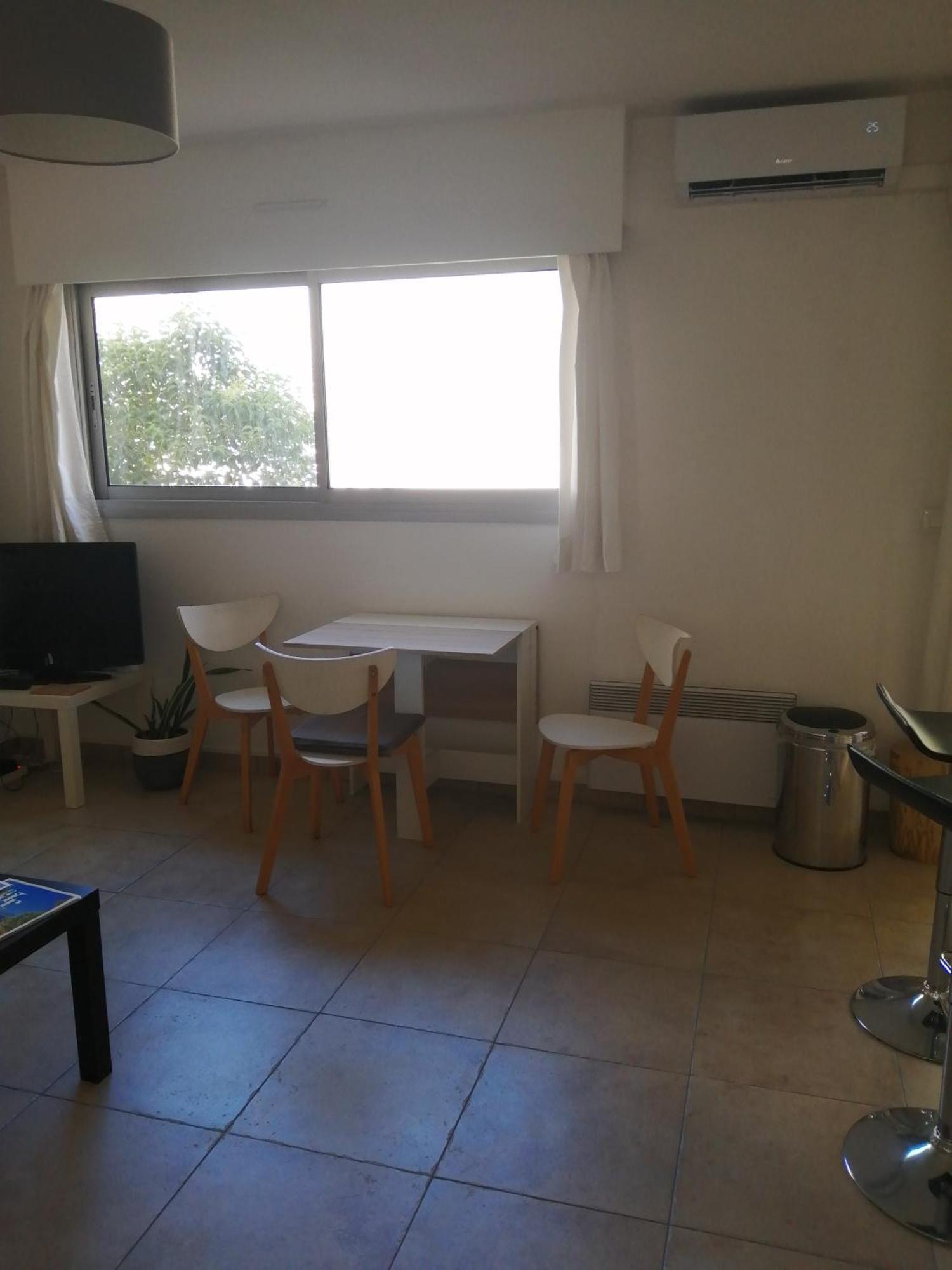 Studio Climatise Dans Residence Avec Piscine Et Tennis Hyères Exterior foto
